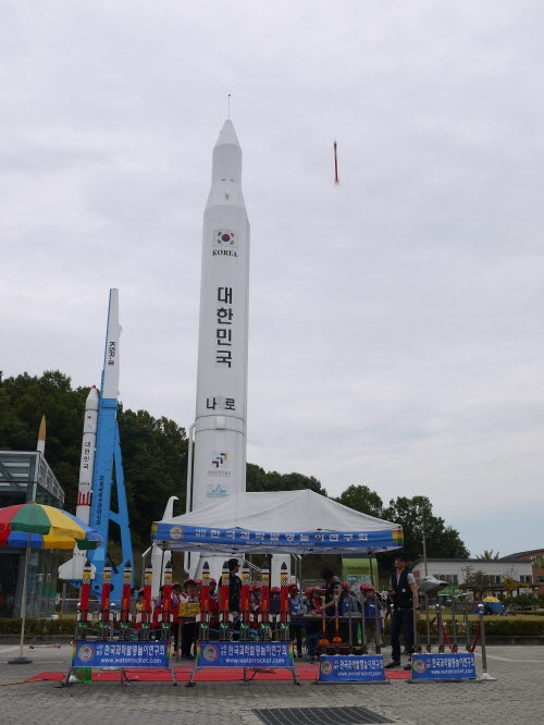 P1420340.JPG : 제18회 대한민국 물로켓 에어로켓 발사대회 본선 대회 사진 4